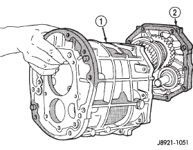 Fig. 31 Remove Intermediate Plate from Transmission Case
