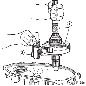 Fig. 28 Mode Fork And Mainshaft Removal